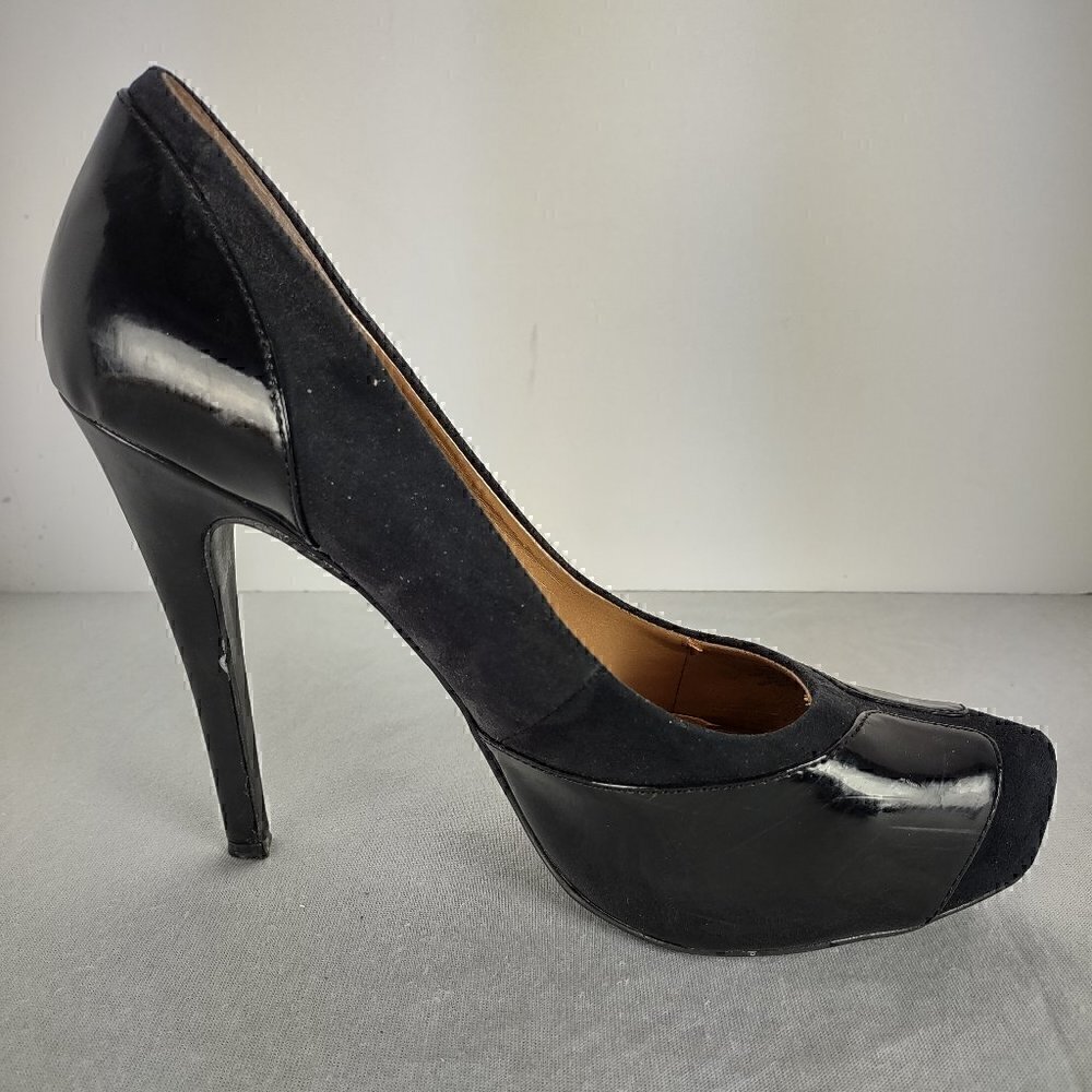 BCBGeneration Black 4.5 Inch Heels Size 8.5 - Picture 6 of 9